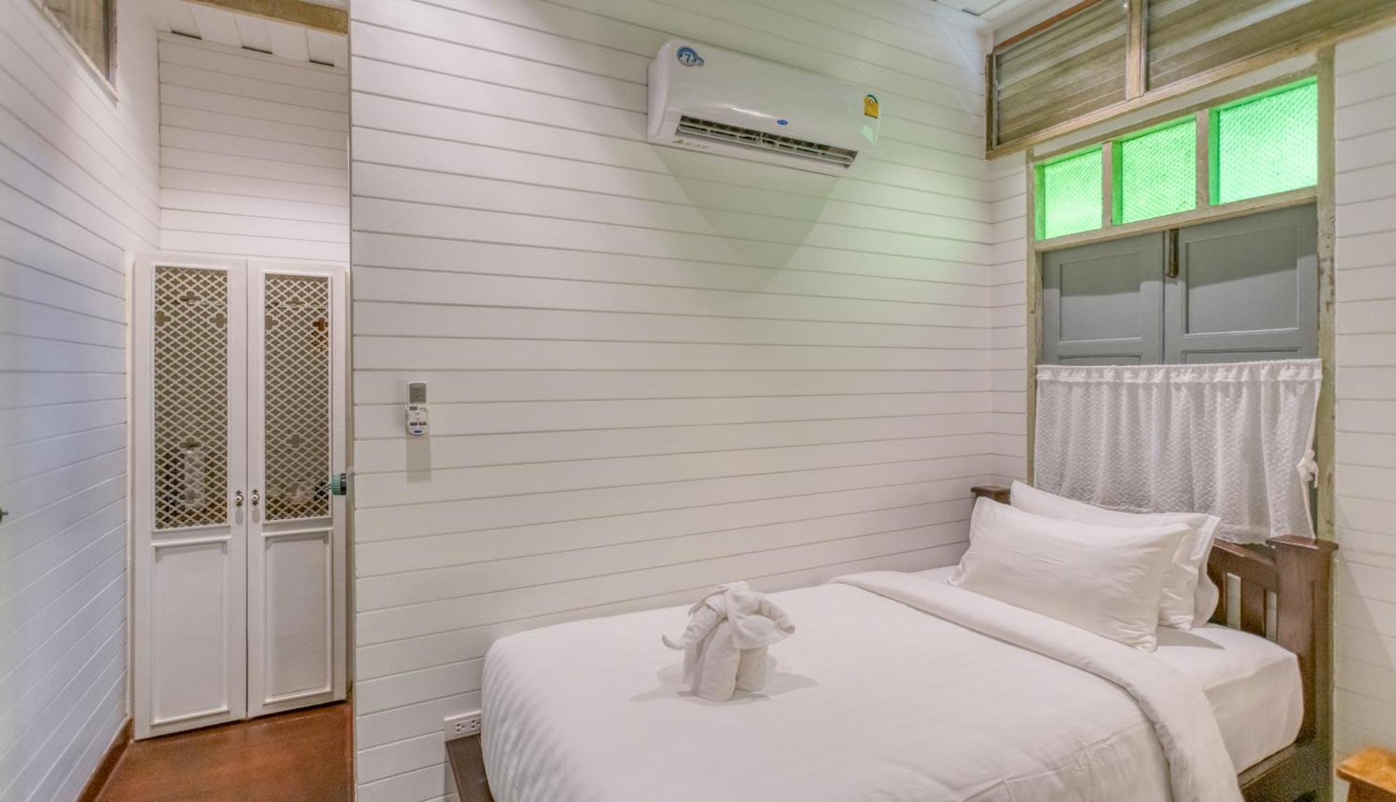 Priya Boutique House Bed & Breakfast Bangkok Oda fotoğraf