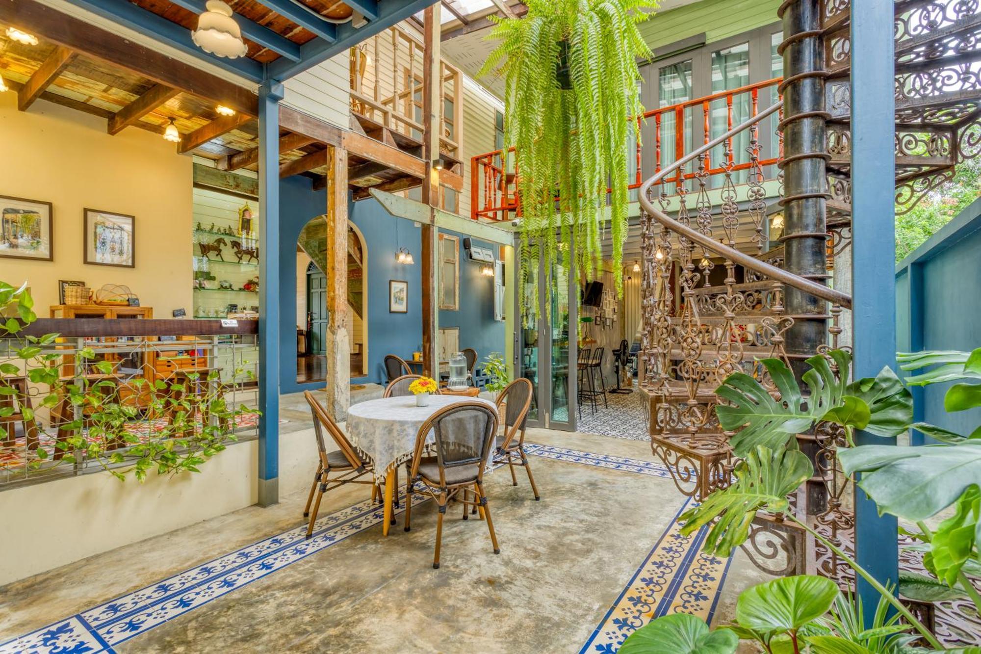 Priya Boutique House Bed & Breakfast Bangkok Dış mekan fotoğraf