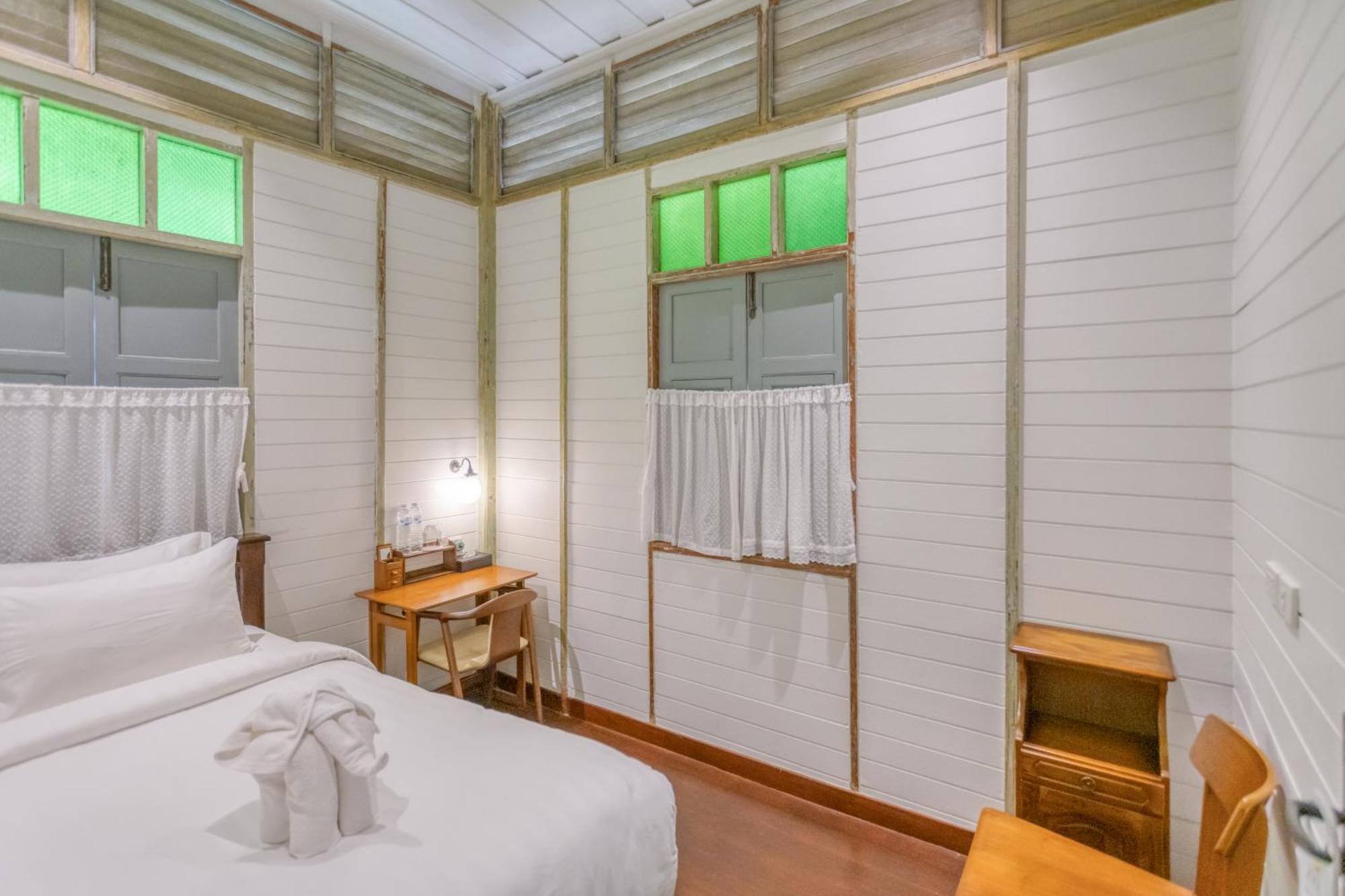 Priya Boutique House Bed & Breakfast Bangkok Dış mekan fotoğraf